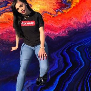 Meet your Posher, Olivia